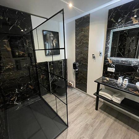 Le Beverl'Inn Flers Kültér fotó